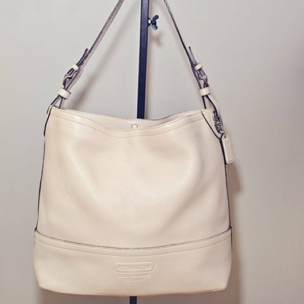 Coach Cream Leather Shoulder Bag